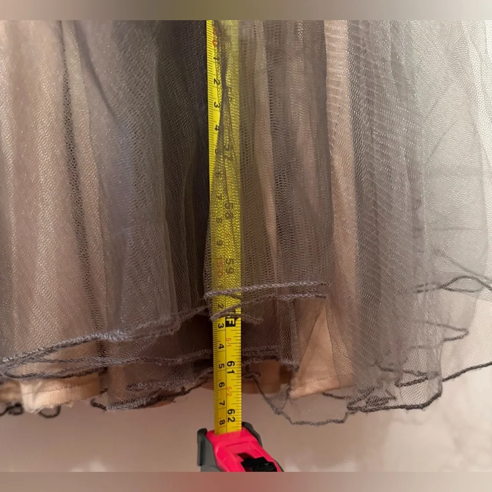 Jovani 98665 prom dress in gunmetal grey. Lace underlay & illusion neckline Sz 6 - Picture 5 of 16